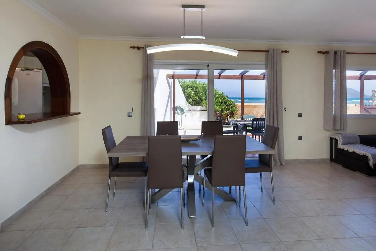 El Castillito, Beachfront Villa Corralejo
